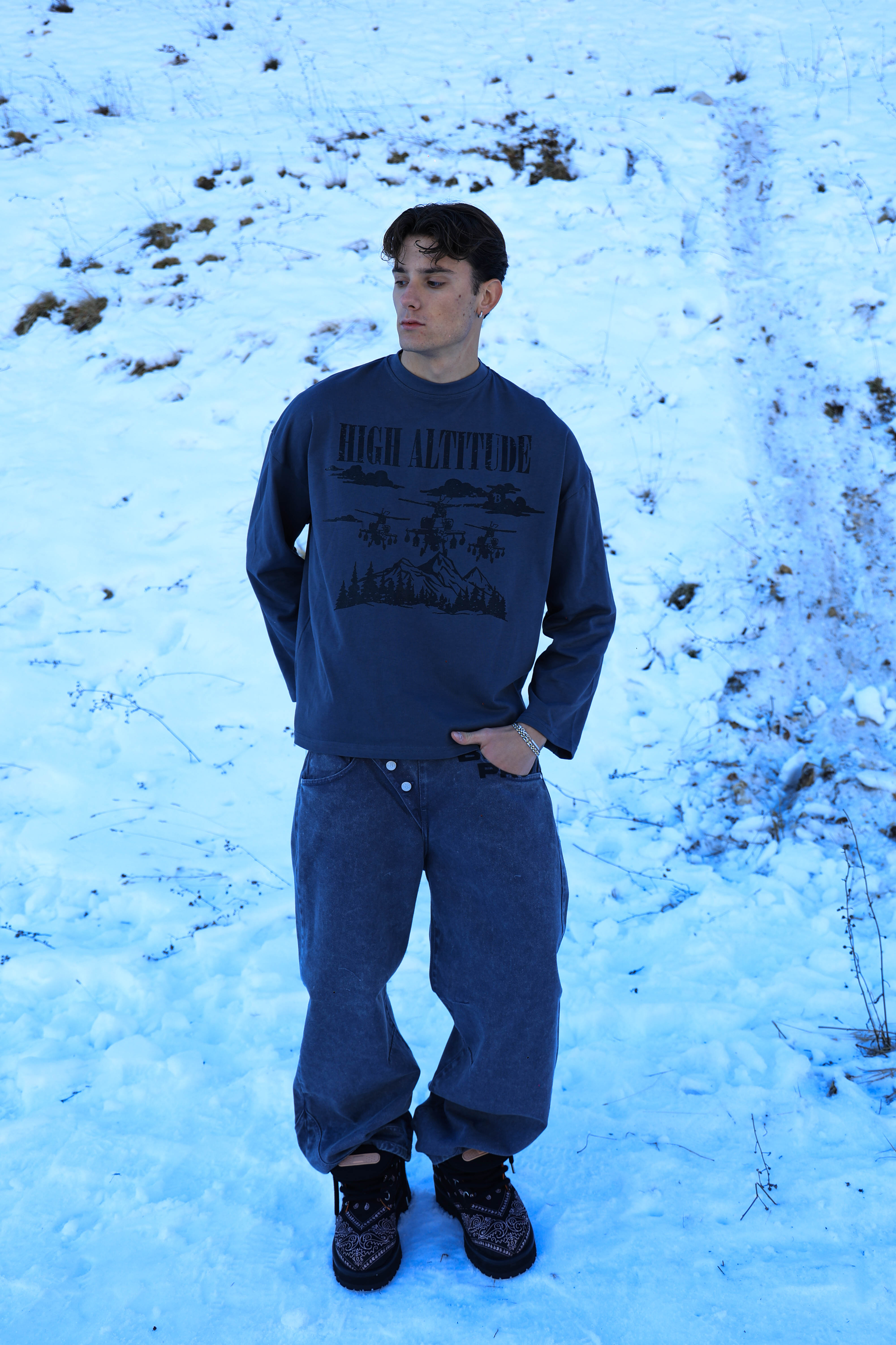 Long Sleeves High Altitude Lead Grey