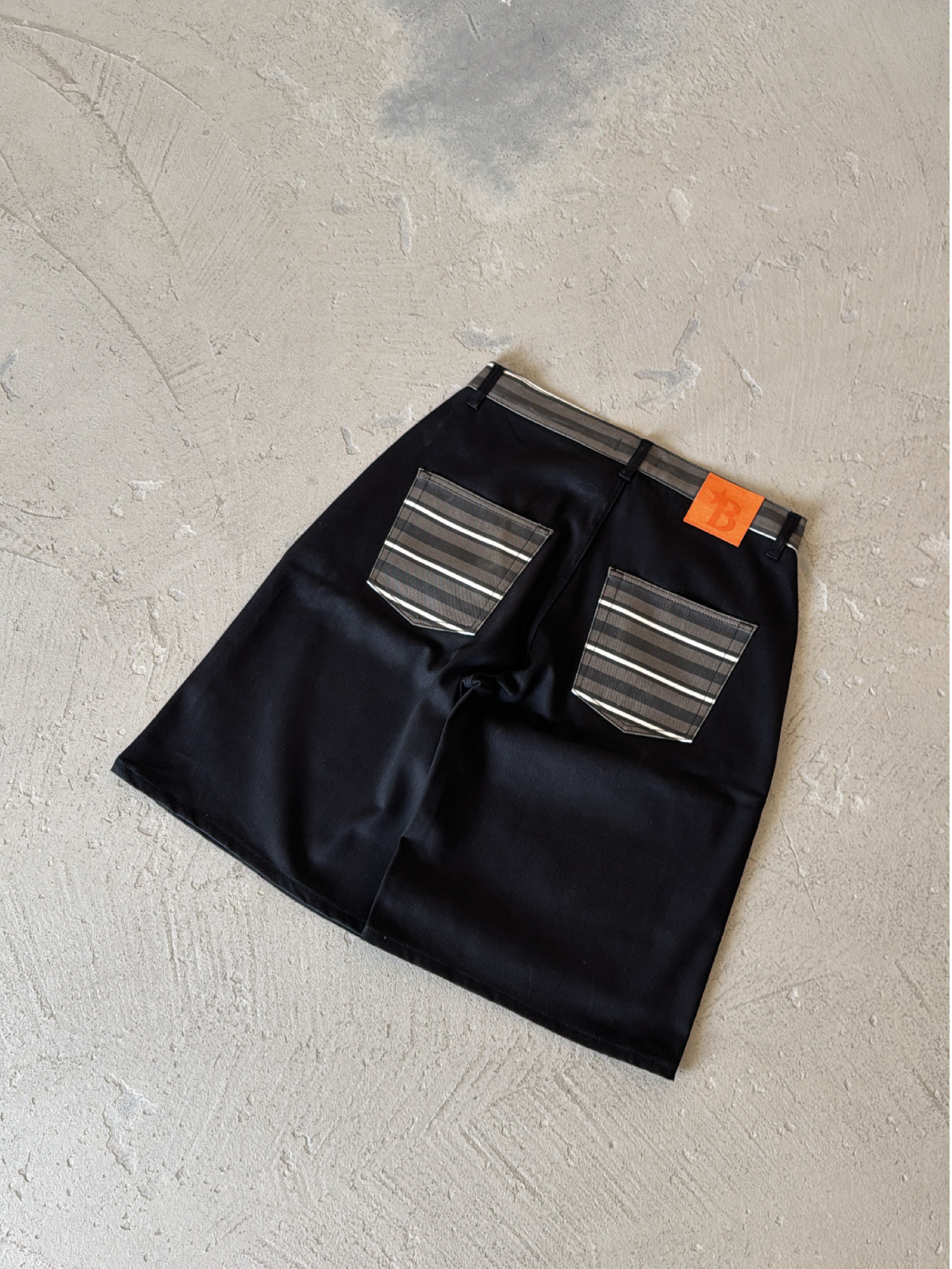 Short Sideline Black