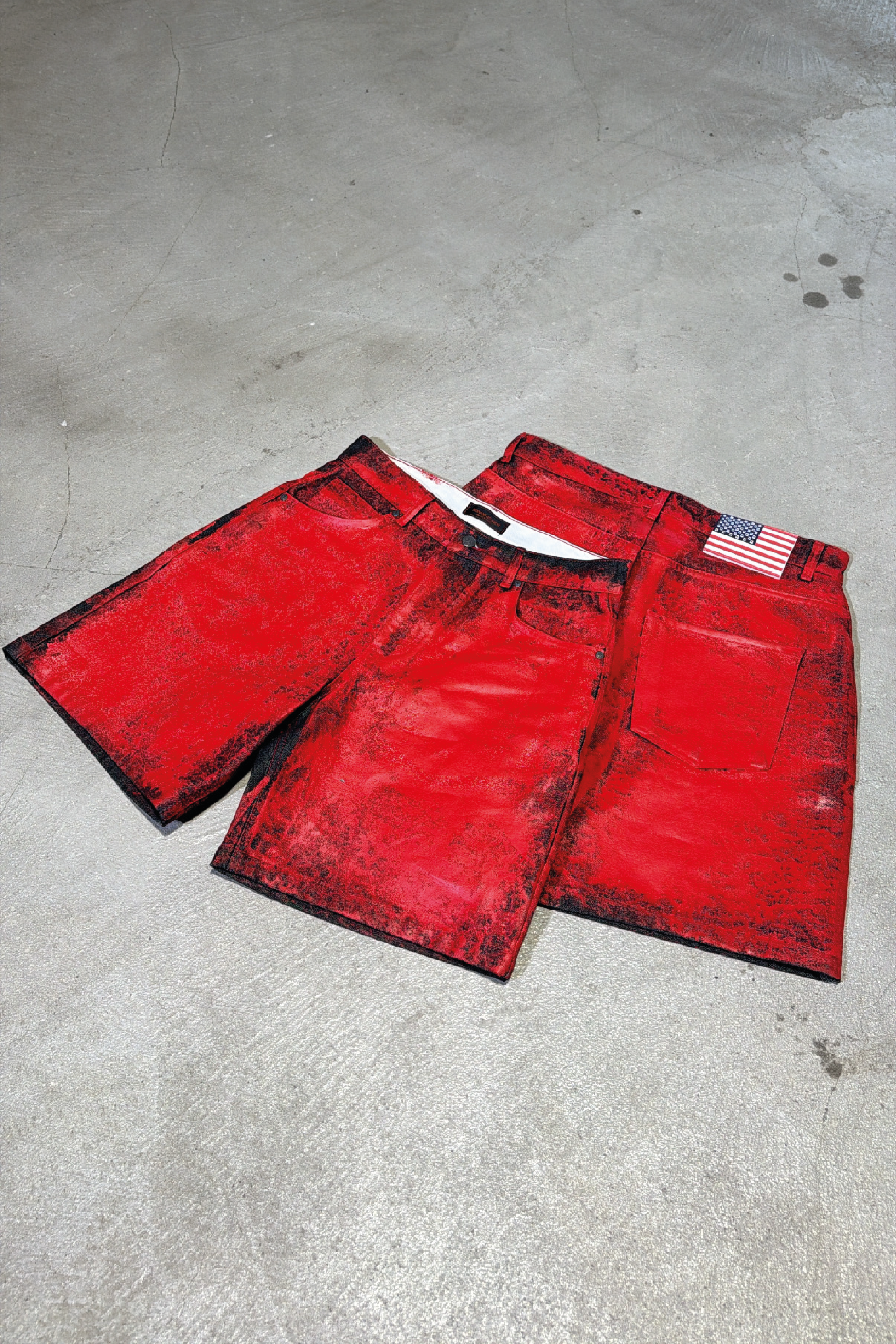 Short Red Venom
