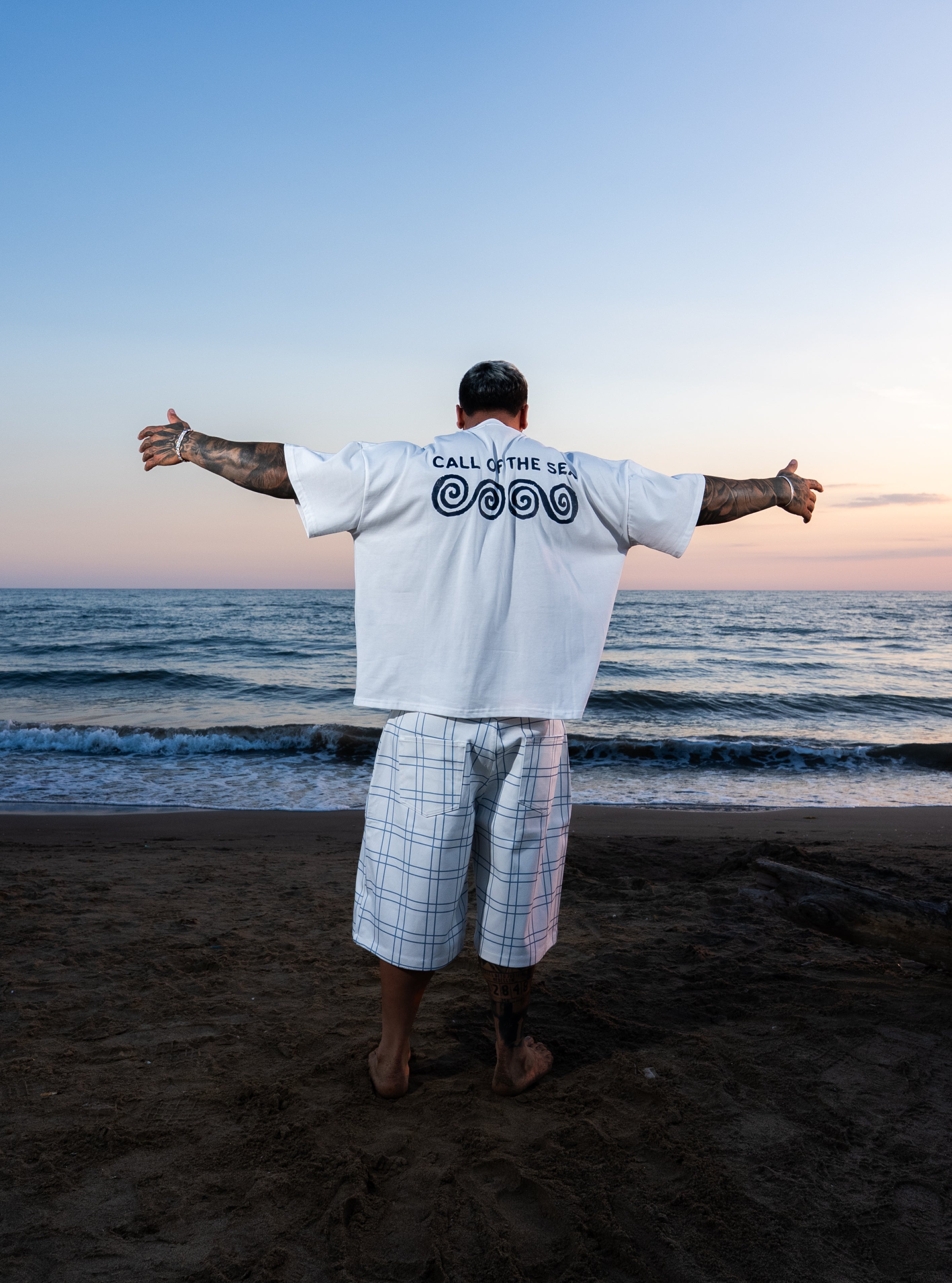 Tee Sea White