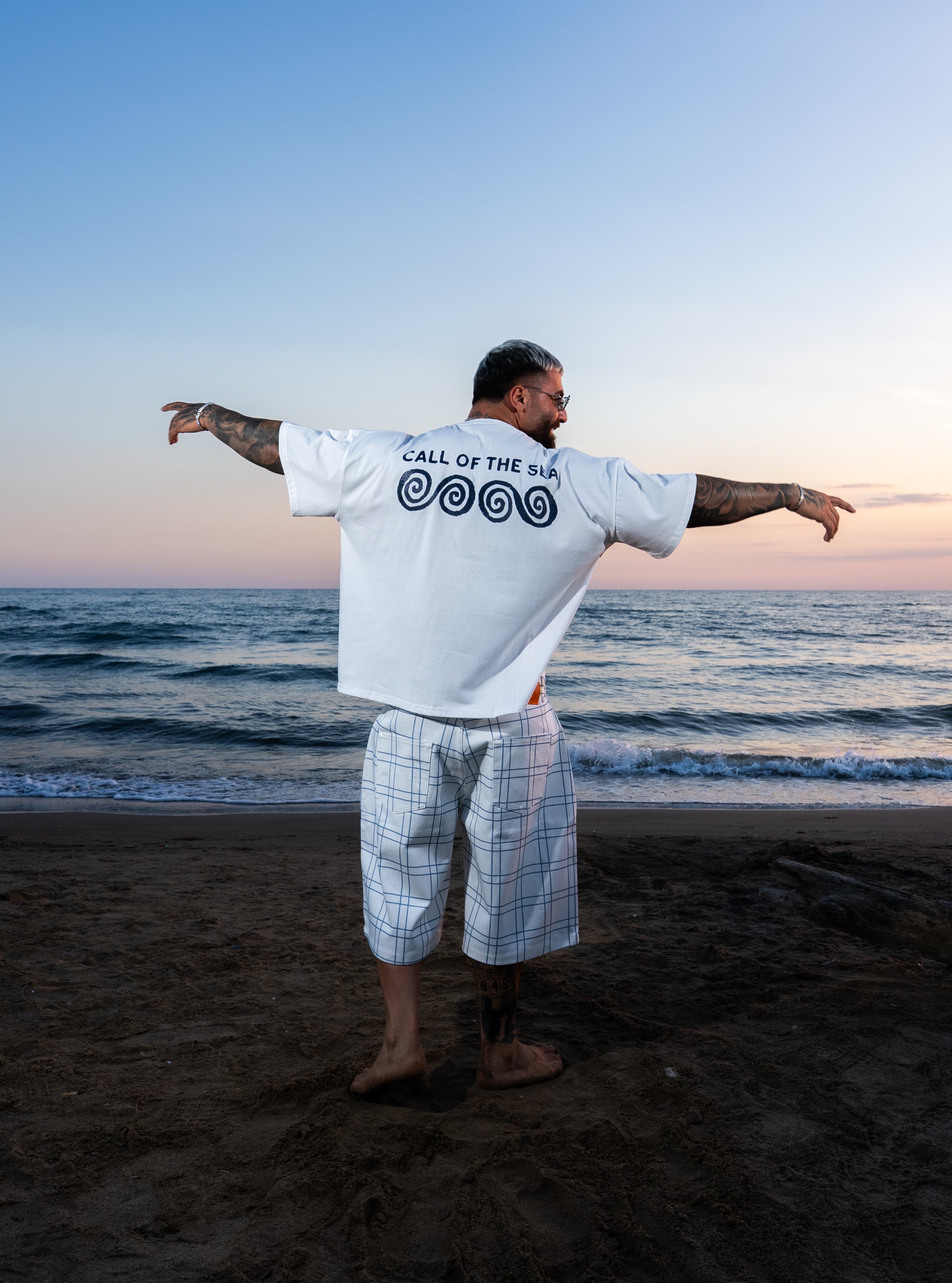 Tee Sea White