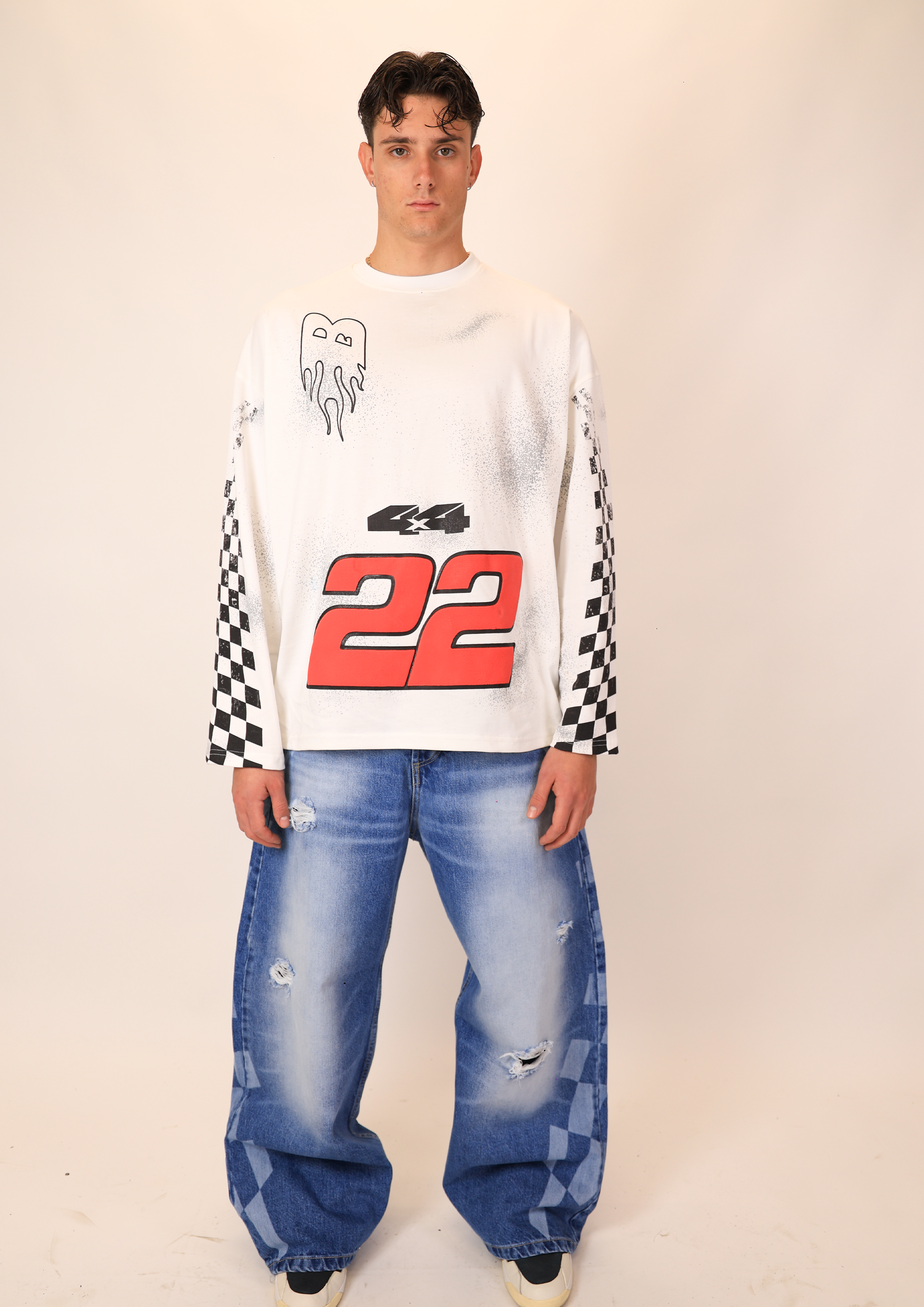 Long Sleeves 22 Flag White